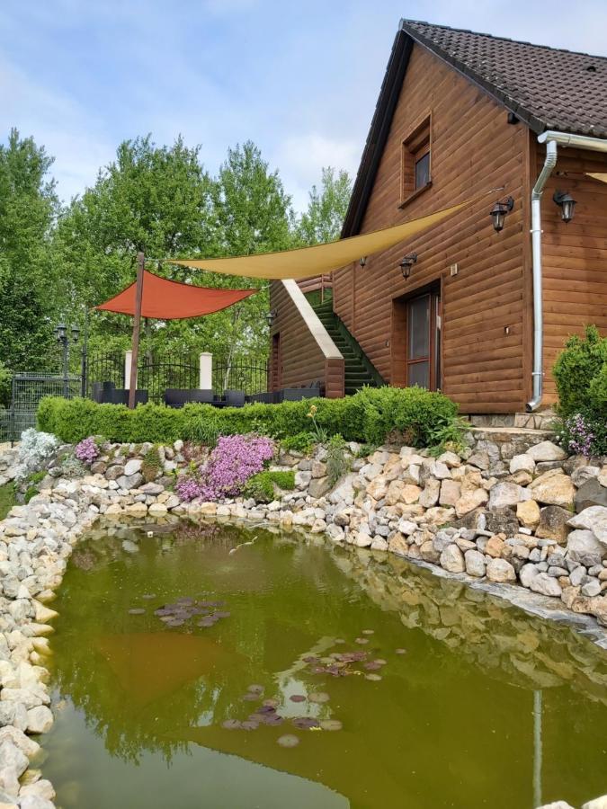 Kovacsszenaja Vendeghaz Villa Eksteriør bilde