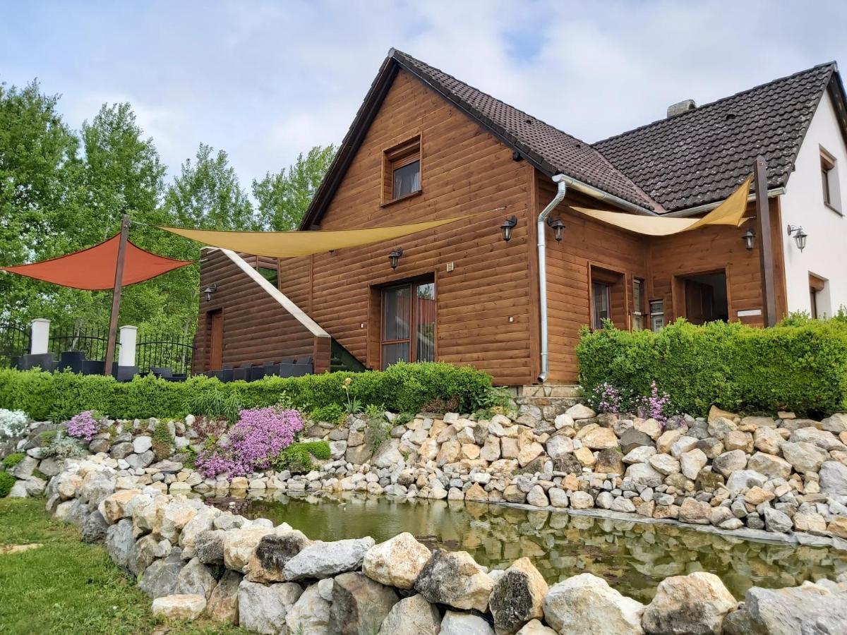 Kovacsszenaja Vendeghaz Villa Eksteriør bilde